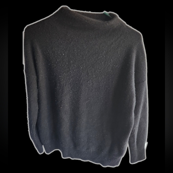 Vince Black Cashmere Sweater size S - Picture 3 of 7